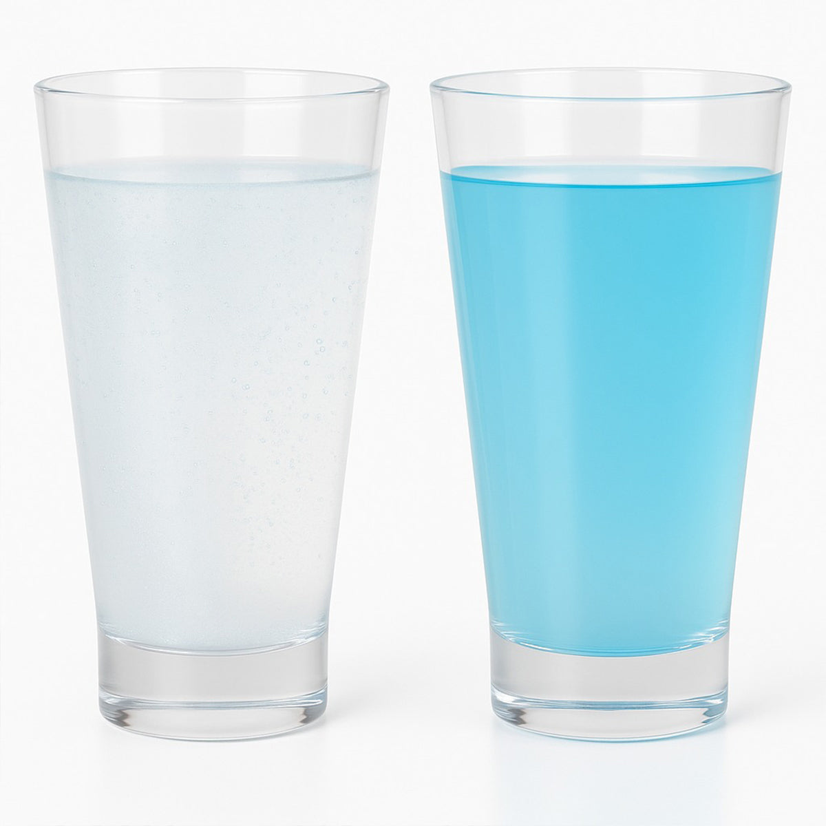 Retainer Brite reinigingstablet in glas water, troebel wit versus helder blauw