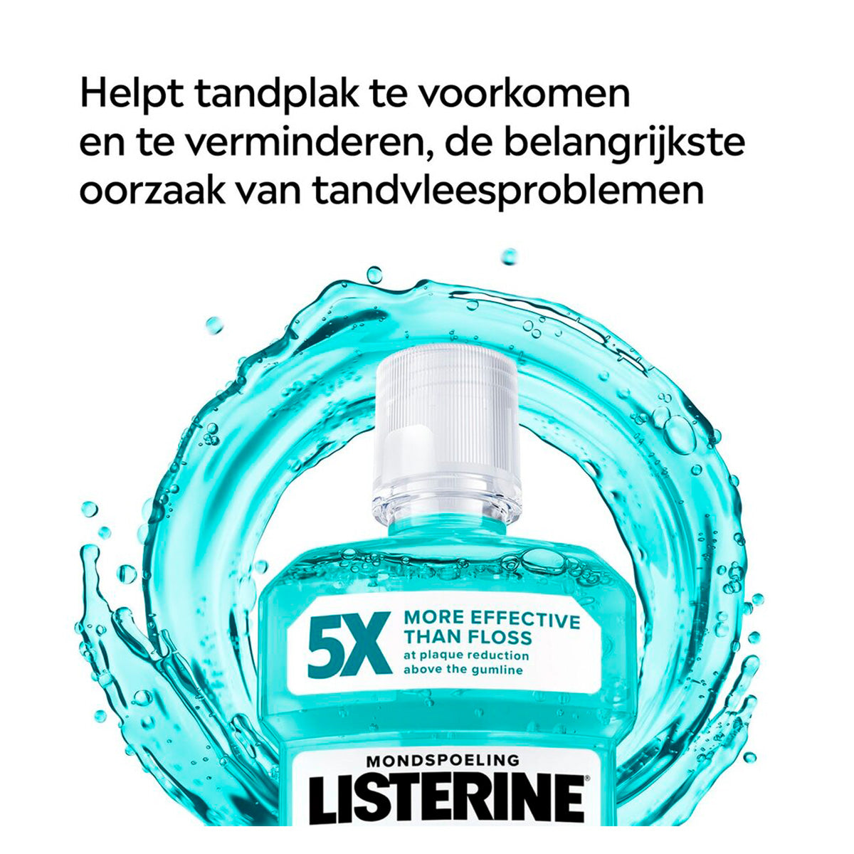 Listerine Coolmint mondwater fles met splash, tekst helpt tandplak voorkomen en verminderen