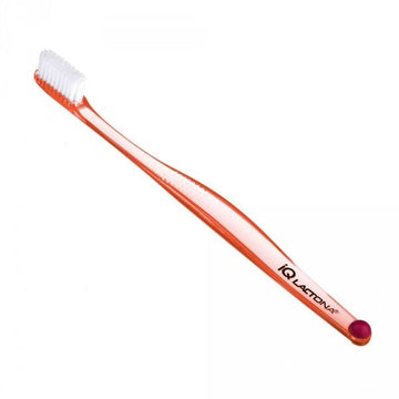 Lactona tandenborstel IQ Soft in oranje met witte haren