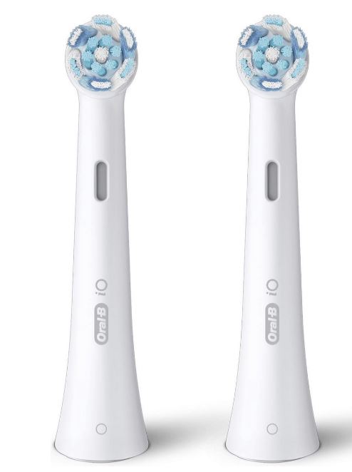 Oral-B iO Ultimate Clean Wit opzetborstels, twee stuks naast elkaar
