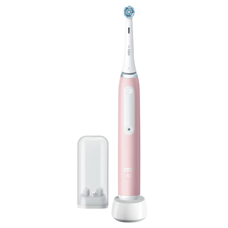 Oral-B iO 3n Series Pink tandenborstel op oplaadstation naast opbergkoker