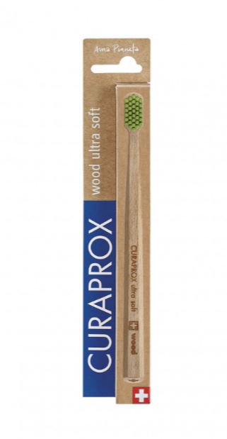 Curaprox Tandenborstel CS Wood ultra soft in kartonnen verpakking met houten steel