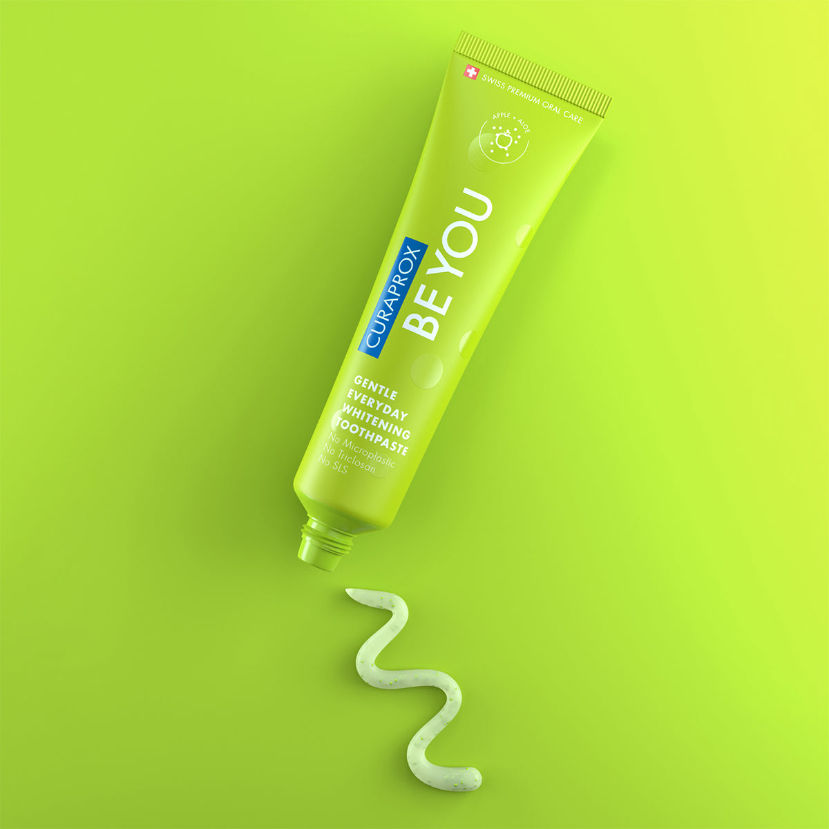 Curaprox BE YOU tandpasta appel/aloe vera met uitgeknepen slierten tandpasta