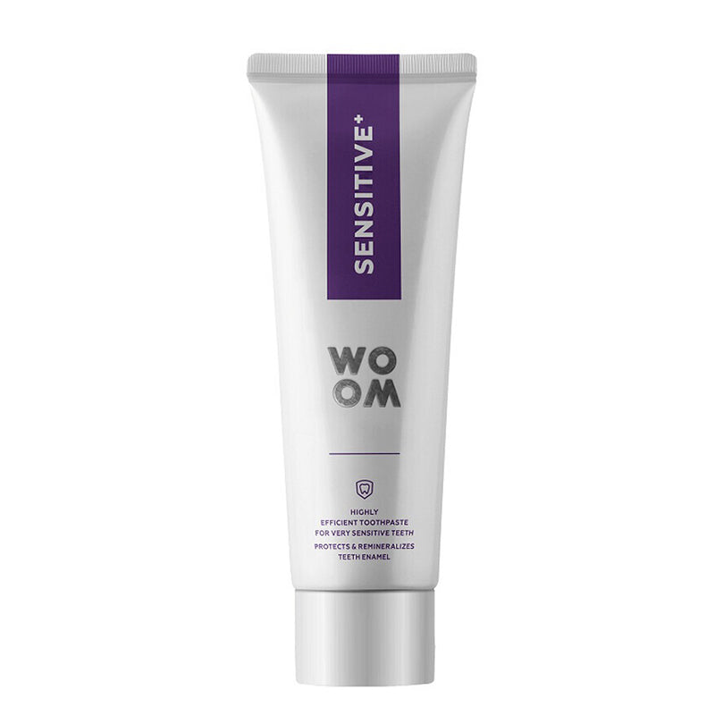 Woom tandpasta Sensitive+ tube met paars label rechtop staand