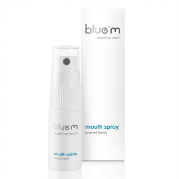 Bluem mondspray instant fresh flesje met verpakking ernaast