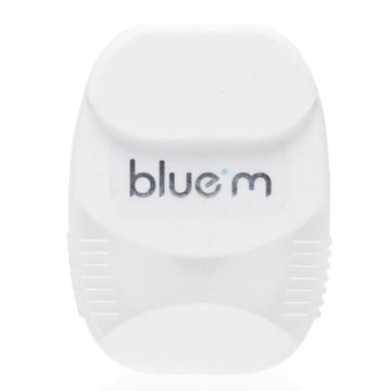 Bluem Dental Tape Waxed Mint flossdoosje in compacte witte verpakking