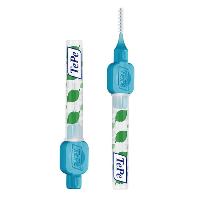 TePe Interdentale ragers Original blauw 0,6mm ragerkoker met blauwe dop naast losse rager
