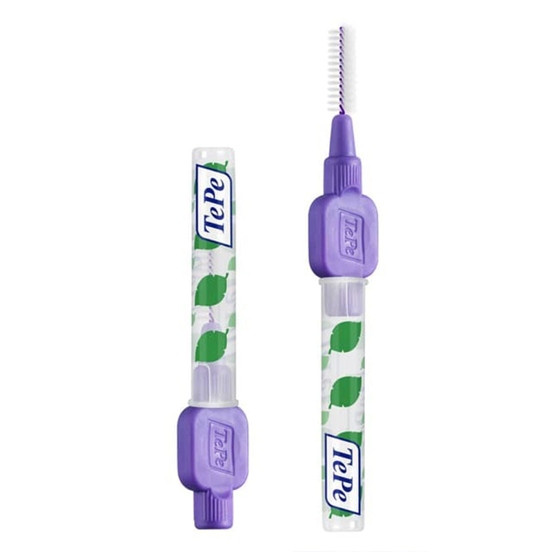 TePe Interdentale ragers Original lila 1,1mm gesloten en geopende verpakking naast elkaar