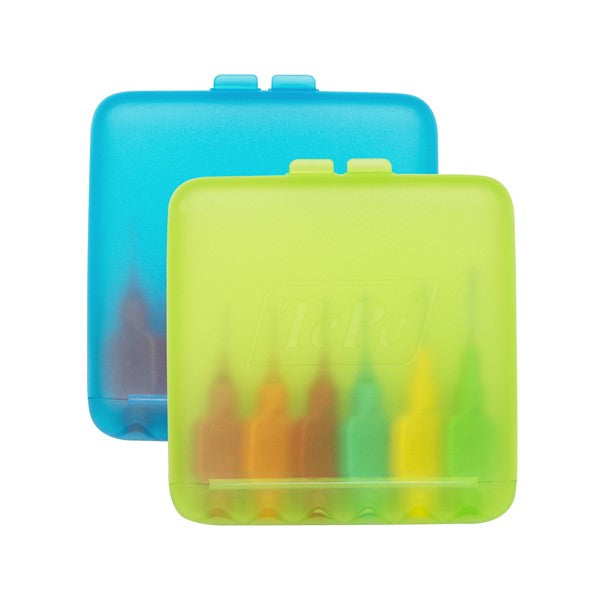 TePe Travelcase blauw en groen met verschillende kleuren ragers erin