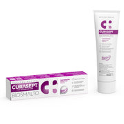 Curasept BIOSMALTO tandpasta gevoelige tanden, verpakking en tube 50ml naast elkaar